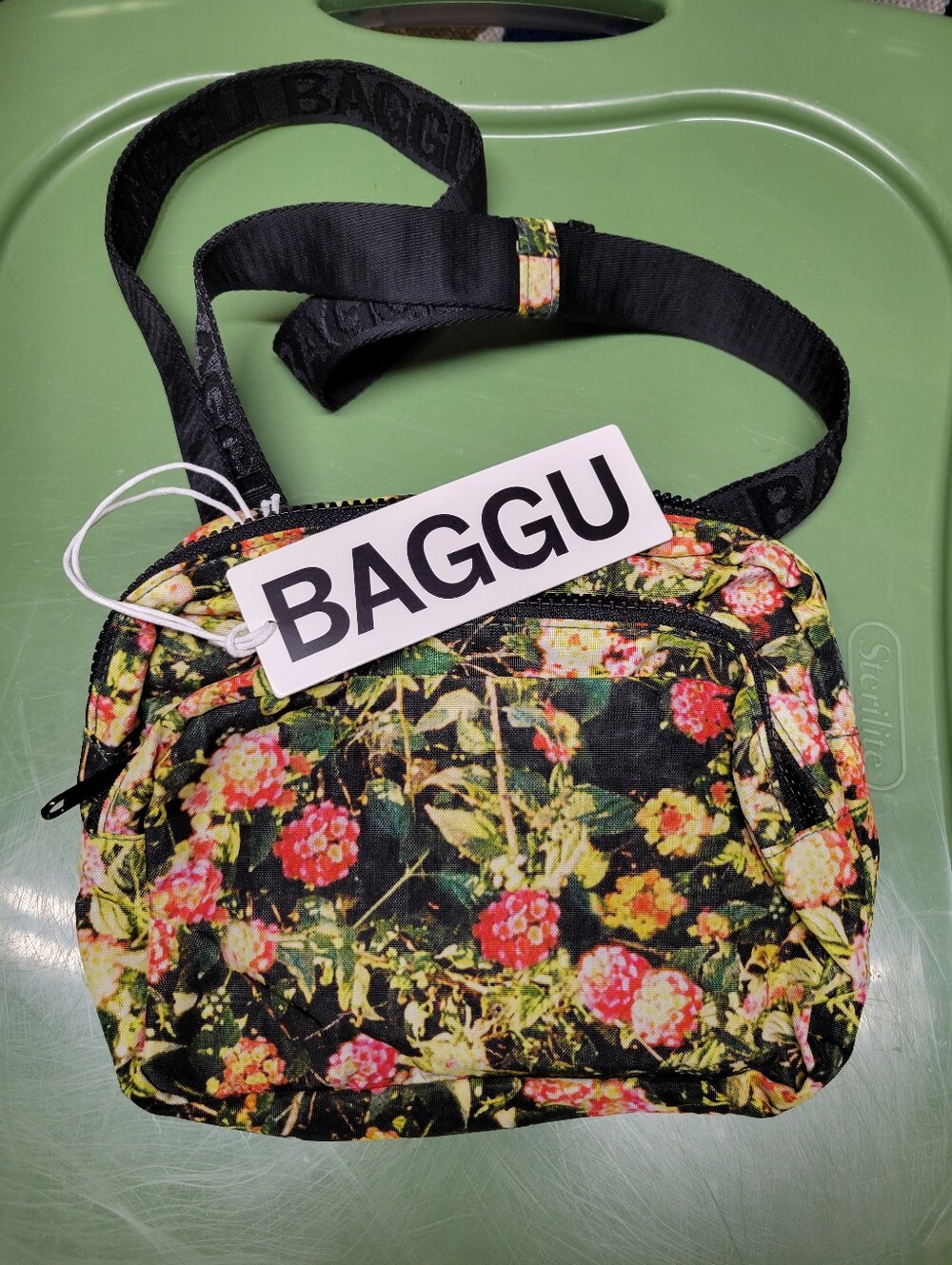 Baggu Fanny Pack Lantana Nwt